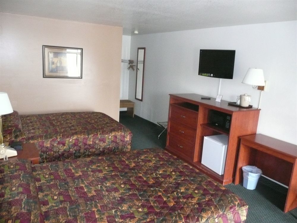 National 9 Mount Nebo Motel Nephi Buitenkant foto