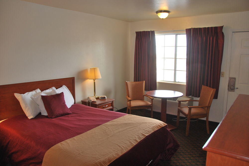 National 9 Mount Nebo Motel Nephi Buitenkant foto