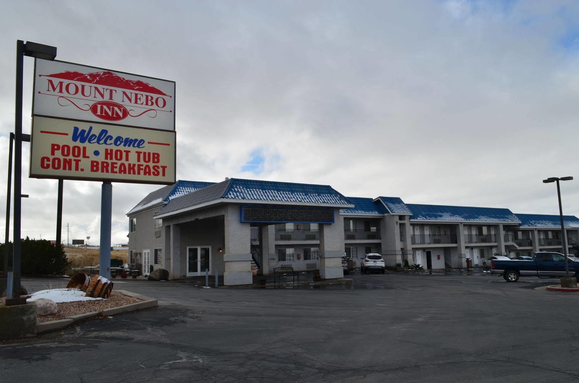 National 9 Mount Nebo Motel Nephi Buitenkant foto
